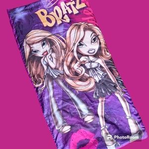 Vtg y2k Bratz sleeping bag